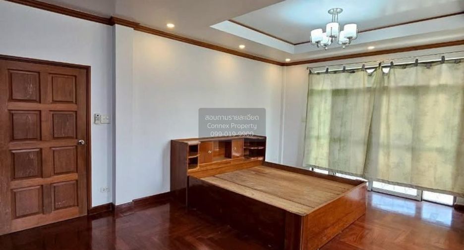 For rent 6 bedrooms house in Wang Thonglang, Bangkok