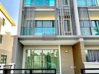 For rent 3 bedrooms townhouse in Bang Bua Thong, Nonthaburi