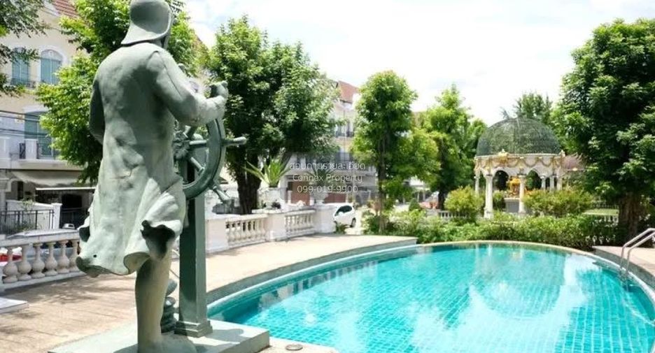 For rent 4 bedrooms townhouse in Suan Luang, Bangkok