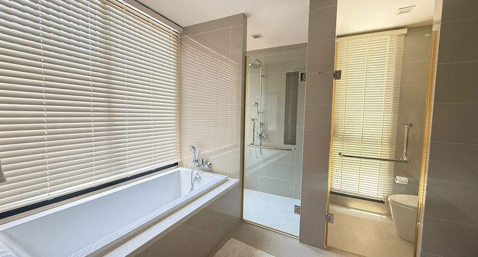 For rent 4 bedrooms villa in Thalang, Phuket