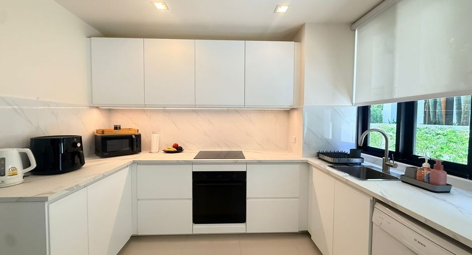 For rent 4 bedrooms villa in Thalang, Phuket