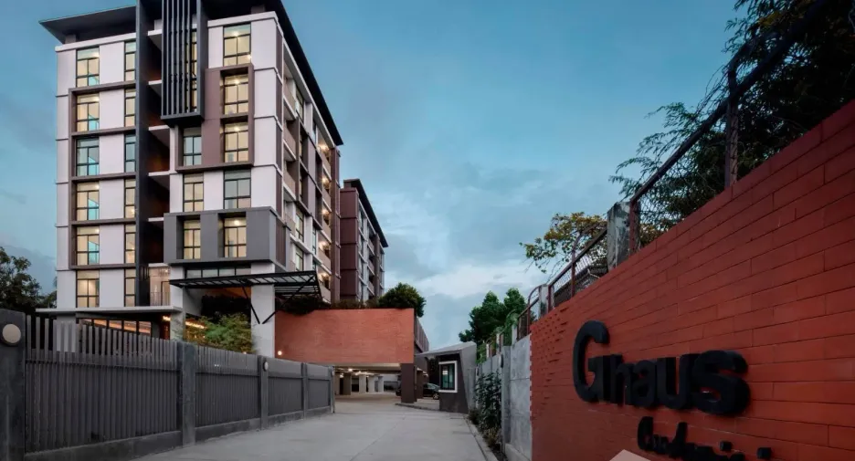 For sale 2 bedrooms condo in Mueang Samut Prakan, Samut Prakan