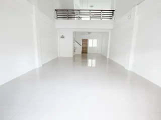 À vendre 3 chambres maison de ville à Bang Phli, Samut Prakan