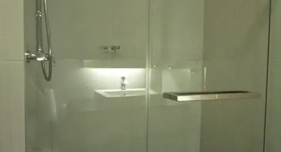 For sale 1 bed condo in Khlong Toei, Bangkok