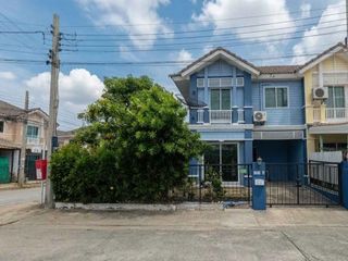 For sale 3 bedrooms townhouse in Bang Phli, Samut Prakan