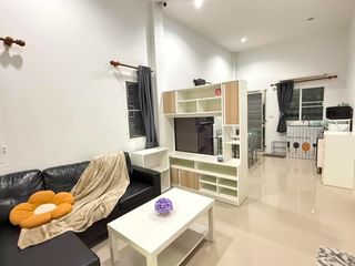 Haus zur Miete mit 2 Zimmer in Mueang Phuket, Phuket