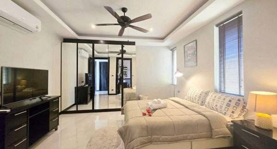 For sale 4 bedrooms villa in Bang Lamung, Chonburi