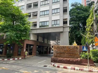 À vendre 1 chambre condo à Yan Nawa, Bangkok