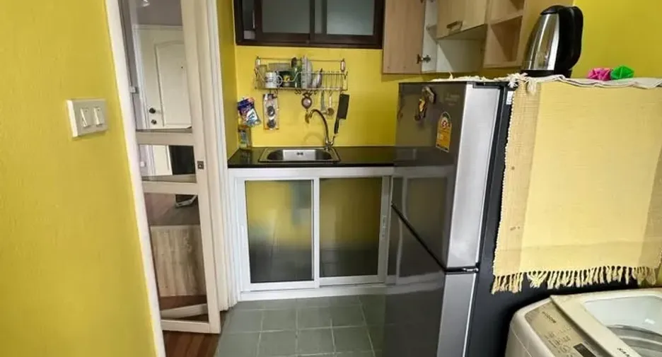 À vendre 1 chambre condo à Yan Nawa, Bangkok