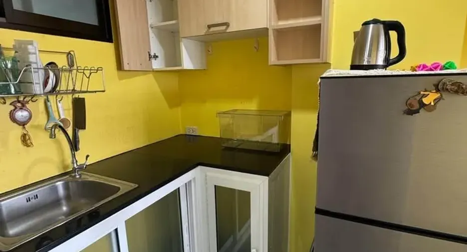 À vendre 1 chambre condo à Yan Nawa, Bangkok