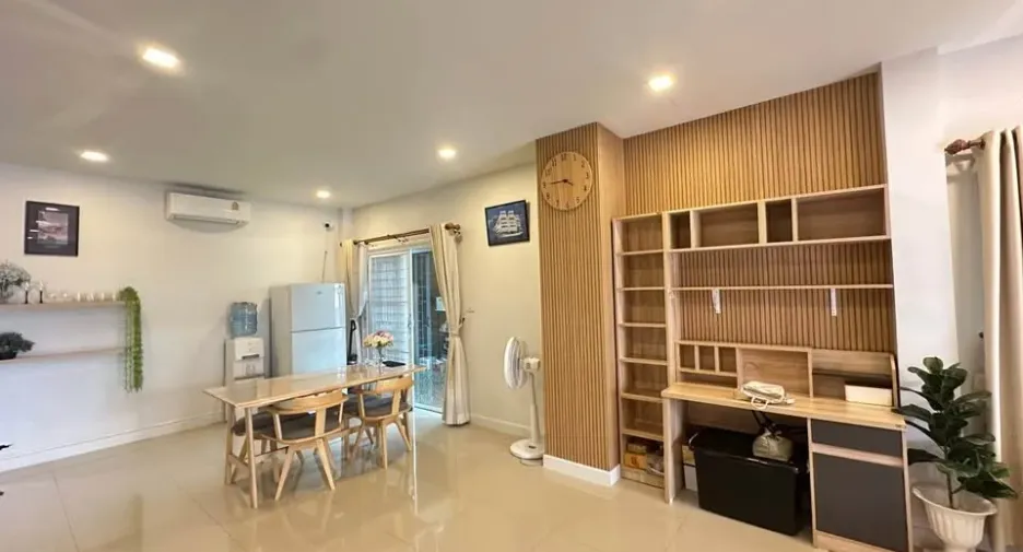Casa en venta de 3 habitaciones en Bang Lamung, Chonburi