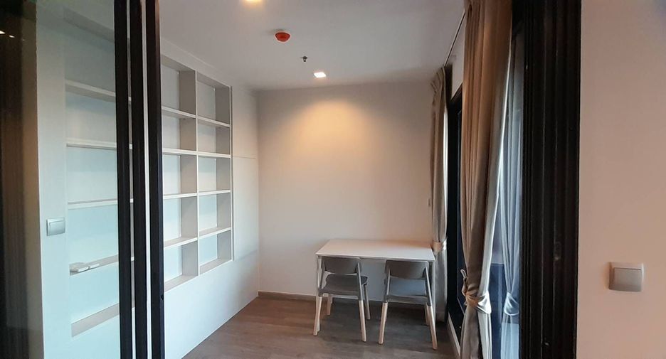 Condo en alquiler de 2 habitaciones en Chatuchak, Bangkok