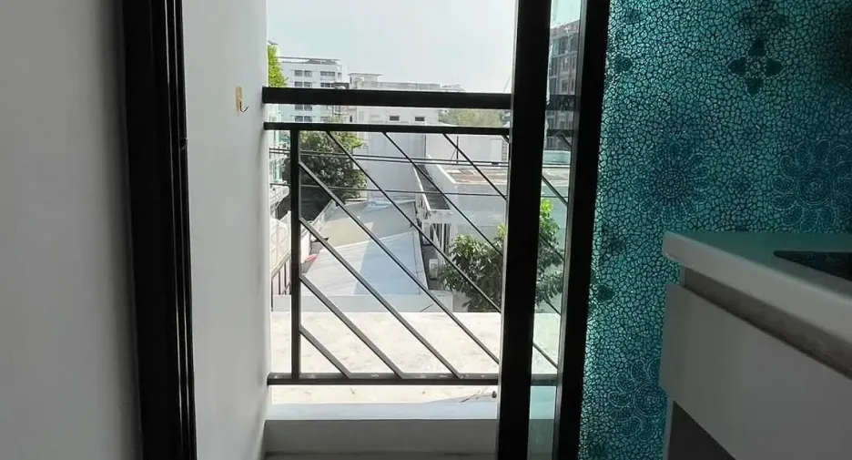 À vendre 1 chambre condo à Din Daeng, Bangkok