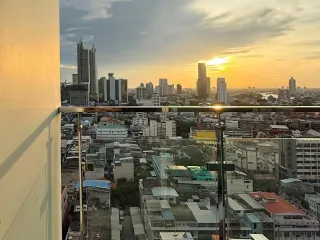 Wohnung zur Miete mit 2 Zimmer in Bang Rak, Bangkok