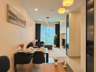 Wohnung zur Miete mit 2 Zimmer in Bang Rak, Bangkok