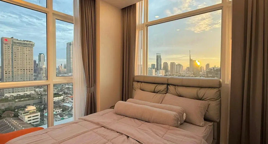 Wohnung zur Miete mit 2 Zimmer in Bang Rak, Bangkok