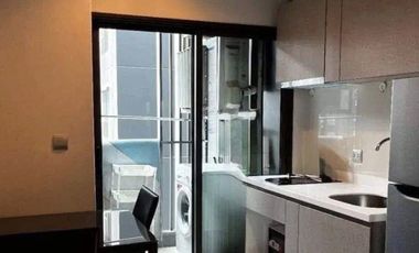 For rent 1 bed condo in Huai Khwang, Bangkok