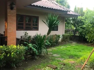 出租 3 卧室 独立屋 在 Doi Saket, Chiang Mai
