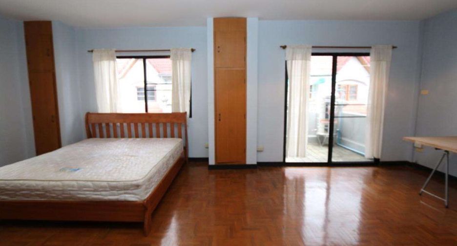 Casa en alquiler de 3 habitaciones en Mueang Chiang Mai, Chiang Mai