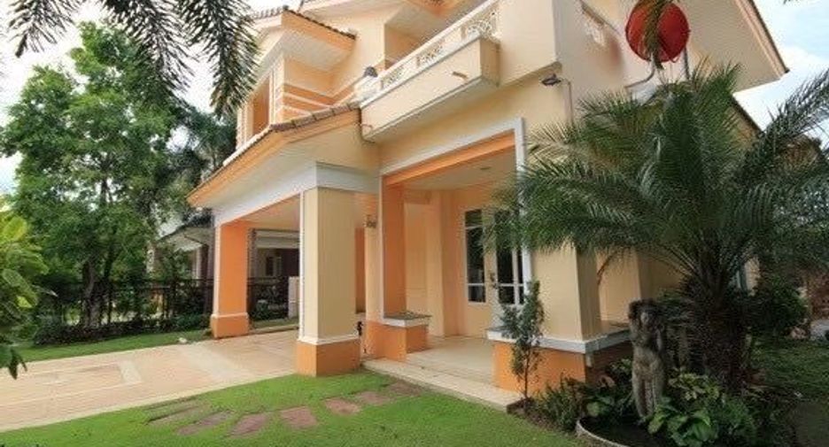 For rent 3 bedrooms house in Lat Krabang, Bangkok