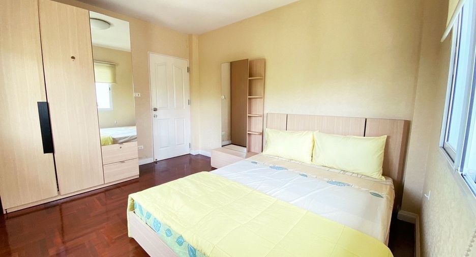 For rent 3 bedrooms house in Lat Krabang, Bangkok