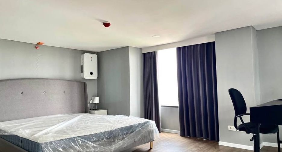 Wohnung zur Miete mit 2 Zimmer in Huai Khwang, Bangkok