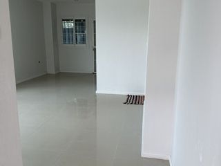 For rent 3 ベッドルーム townhouse in Prawet, Bangkok