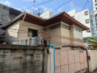 出售 3 卧室 独立屋 在 沙吞, 曼谷