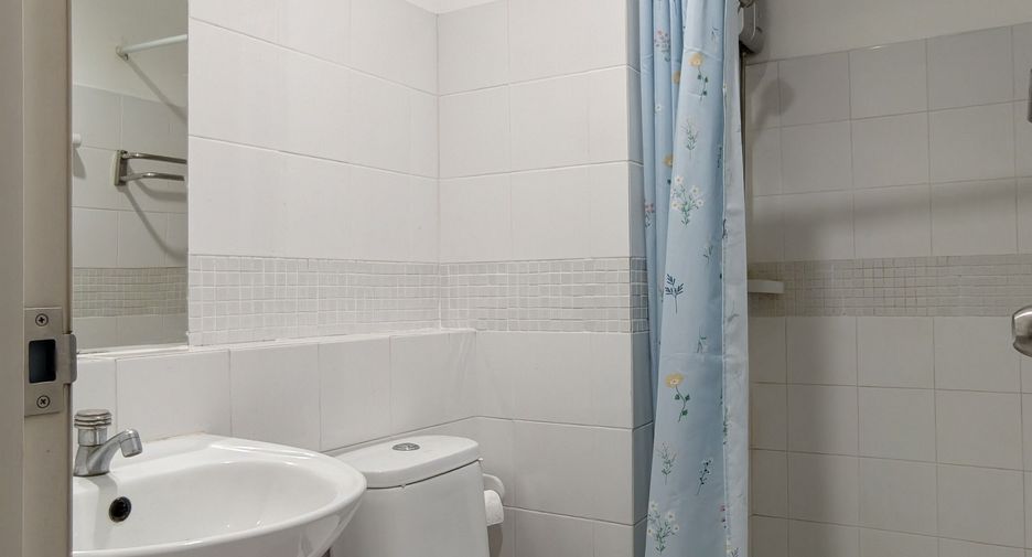 For rent 1 bed condo in Phaya Thai, Bangkok
