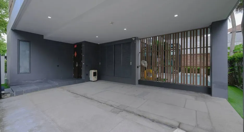 ขาย 4 ห้องนอน บ้านเดี่ยว ใน วังทองหลาง, กรุงเทพฯ