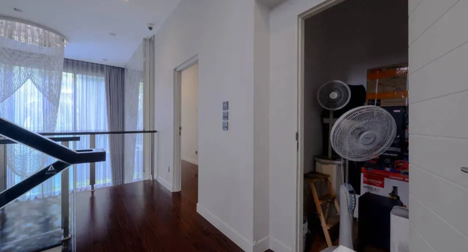 ขาย 4 ห้องนอน บ้านเดี่ยว ใน วังทองหลาง, กรุงเทพฯ