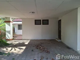 For rent 4 bedrooms house in San Sai, Chiang Mai