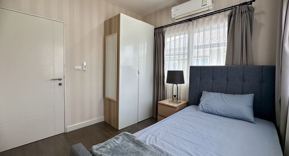 Haus zur Miete mit 4 Zimmer in Mueang Phuket, Phuket
