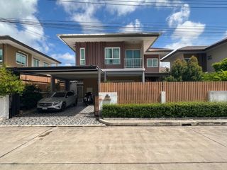 Haus zur Miete mit 4 Zimmer in Mueang Phuket, Phuket
