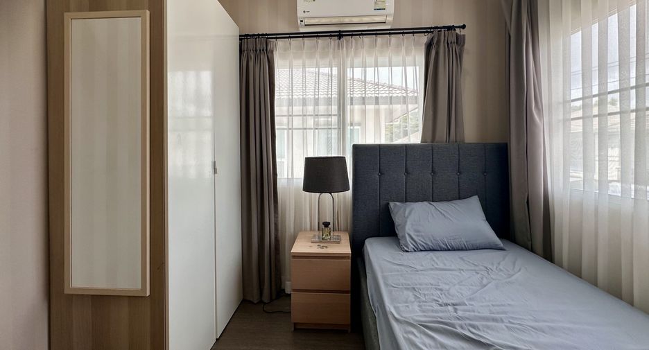 Haus zur Miete mit 4 Zimmer in Mueang Phuket, Phuket