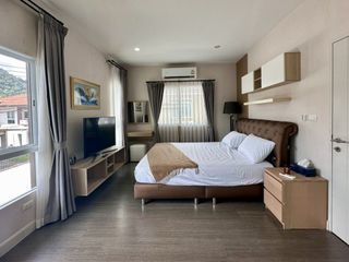 Haus zur Miete mit 4 Zimmer in Mueang Phuket, Phuket