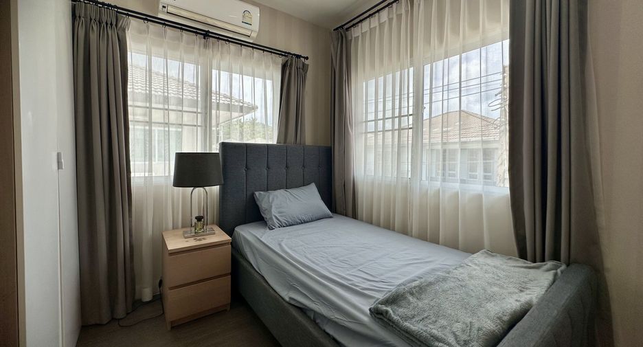 Haus zur Miete mit 4 Zimmer in Mueang Phuket, Phuket