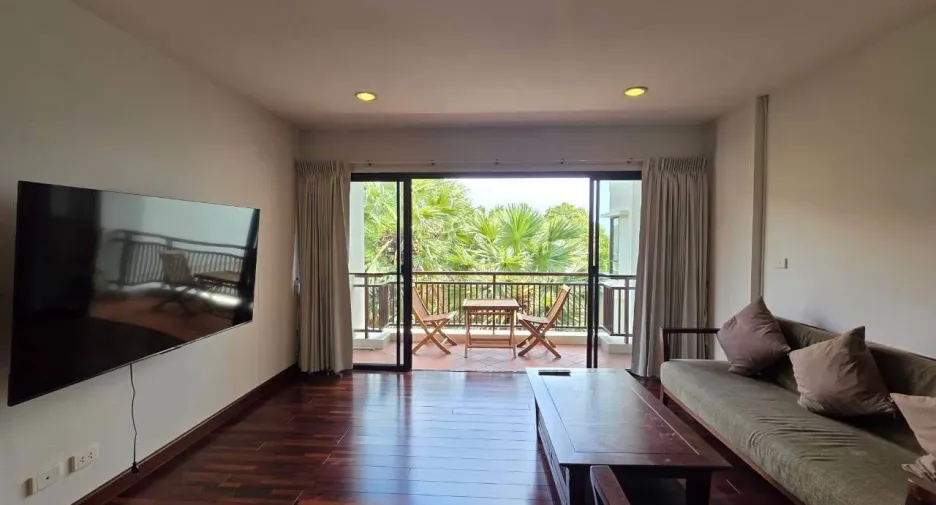 For sale そして for rent 2 ベッドルーム condo in Pran Buri, Prachuap Khiri Khan