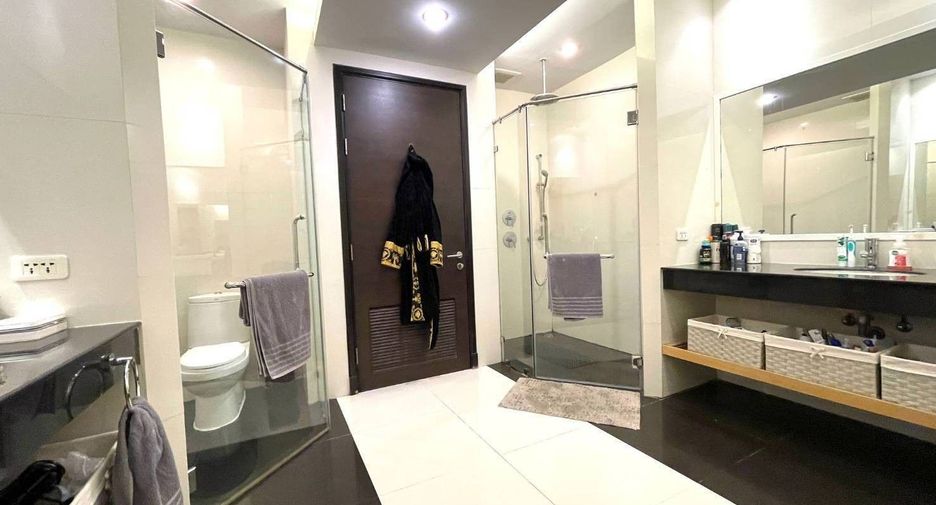 À vendre et à louer 4 chambres condo à Jomtien, Pattaya