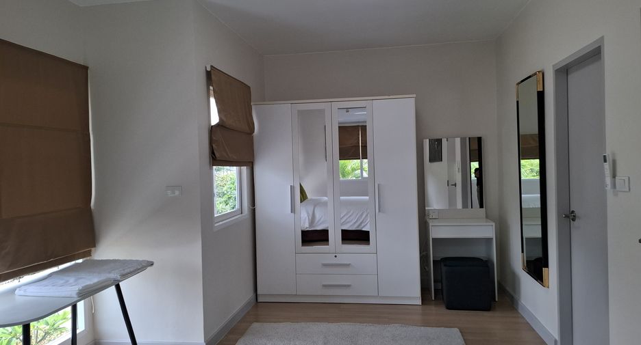 Haus zur Miete mit 3 Zimmer in Mueang Phuket, Phuket