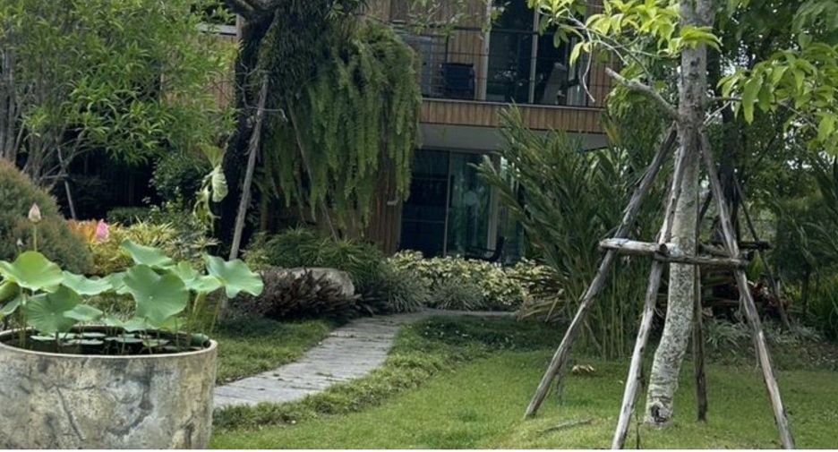 Villa zum Kauf mit 8 Zimmer in Mae Rim, Chiang Mai
