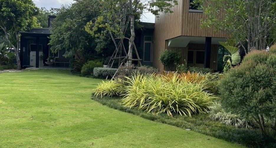 Villa zum Kauf mit 8 Zimmer in Mae Rim, Chiang Mai
