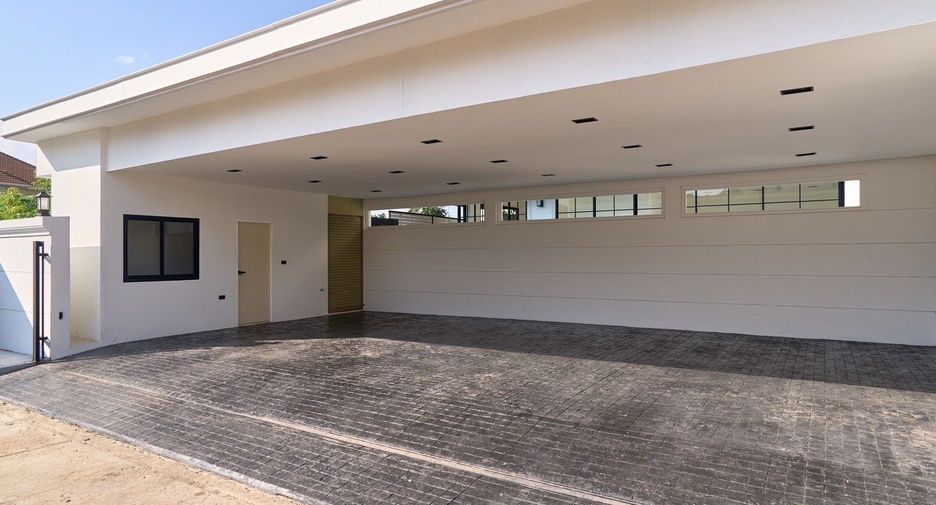 出售 4 卧室 独立屋 在 San Sai, Chiang Mai
