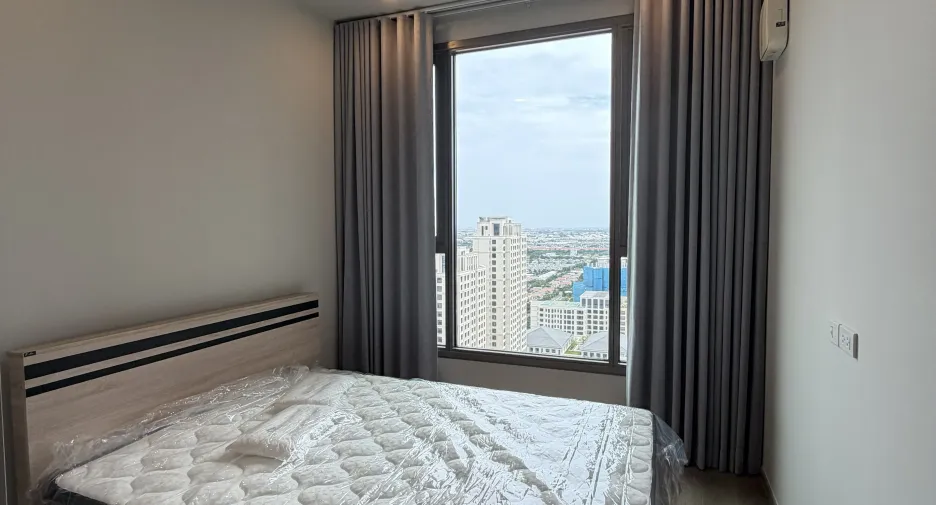 For rent 2 bedrooms condo in Bang Phli, Samut Prakan