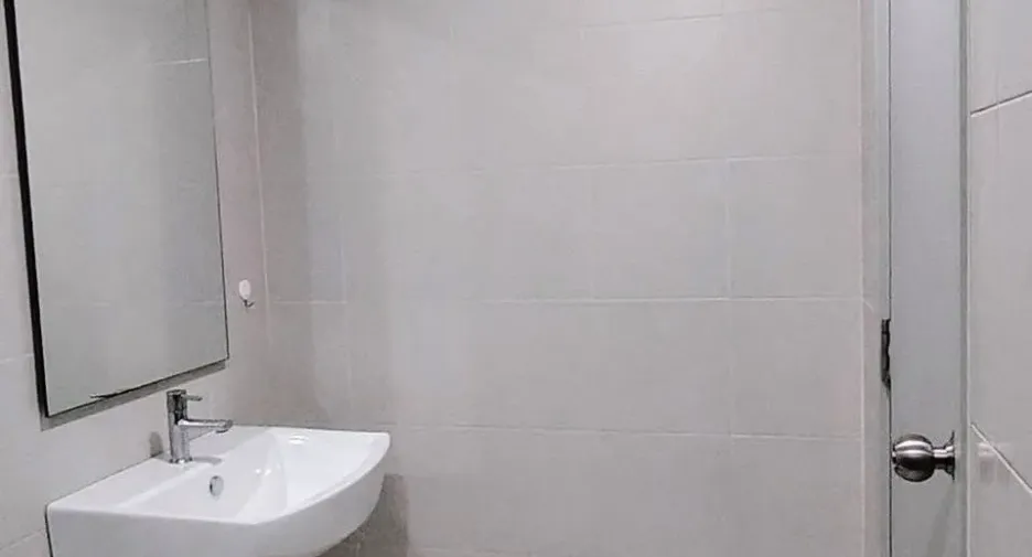 For rent 1 Beds condo in Bang Na, Bangkok