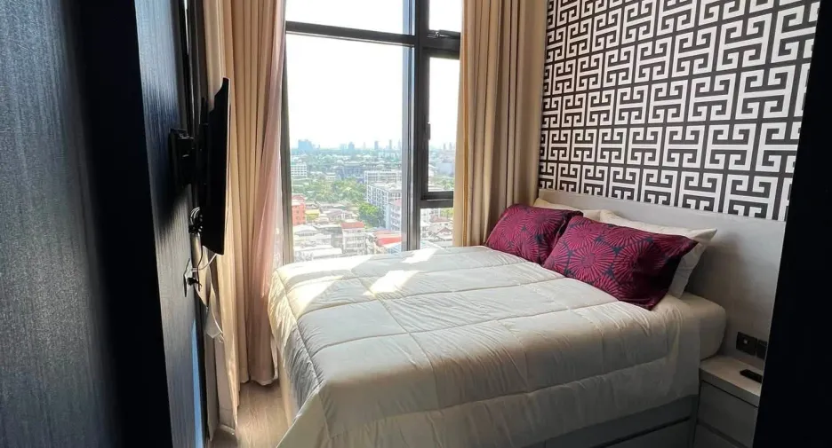 Condo en alquiler de 1 habitaciones en Phra Khanong, Bangkok