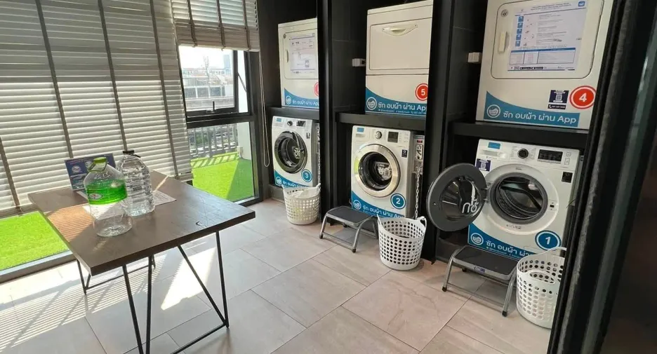 Condo en alquiler de 1 habitaciones en Phra Khanong, Bangkok