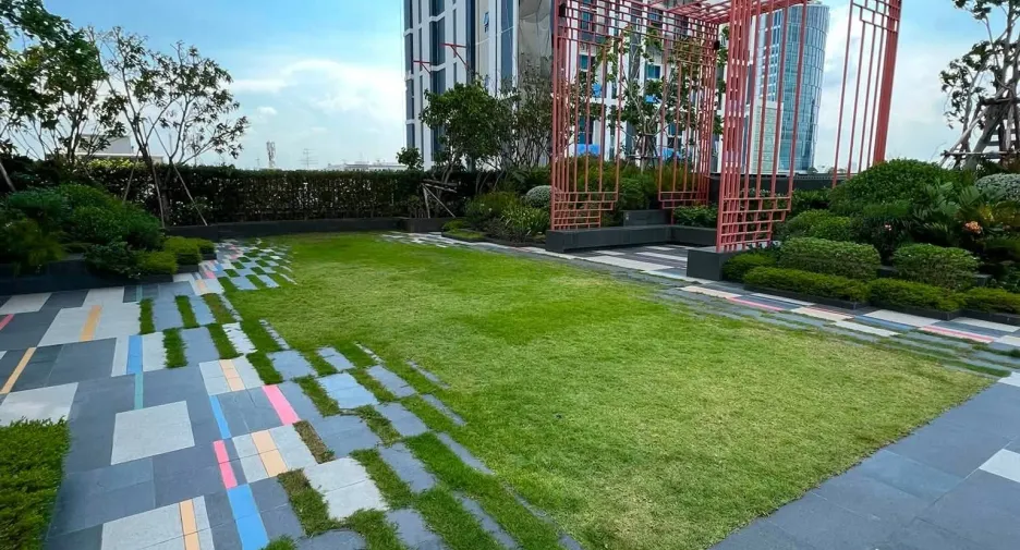 Condo en alquiler de 1 habitaciones en Phra Khanong, Bangkok