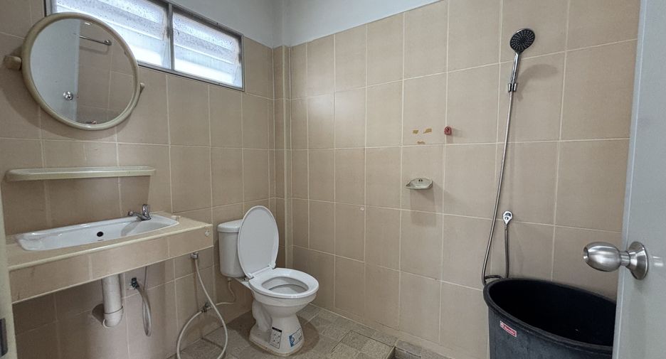Casa en venta de 8 habitaciones en Cha Am, Phetchaburi