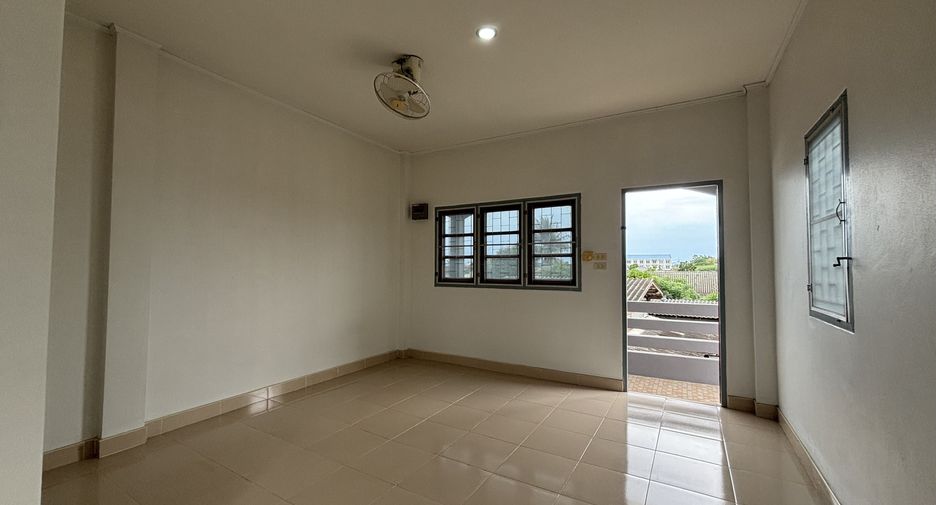 Casa en venta de 8 habitaciones en Cha Am, Phetchaburi